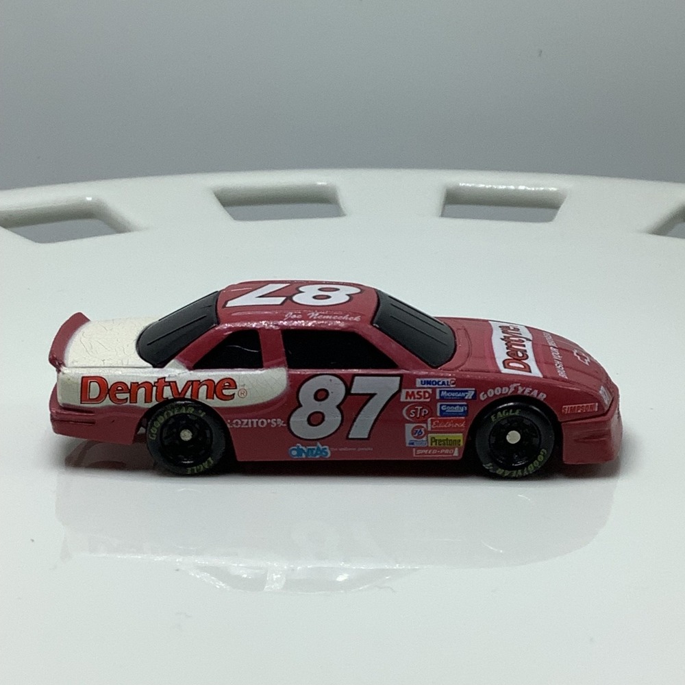1/24 Racing Champions 1991 ‎ #87 Joe Nemechek Dentyne Chevy Lumina - LOOSE - Picture 4 of 7